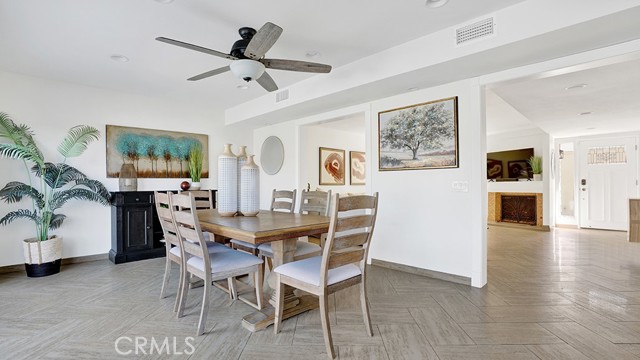 Detail Gallery Image 9 of 37 For 19471 Sandcastle, Huntington Beach,  CA 92648 - 3 Beds | 2/1 Baths