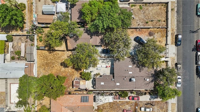 8040 Troost Avenue, North Hollywood CA: https://media.crmls.org/medias/3d056dd6-4f71-4351-a70a-8ae98a3cc383.jpg