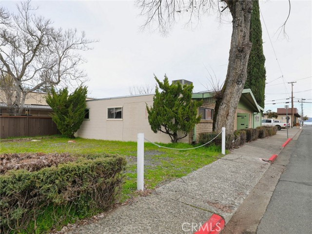 150 5th Street, Lakeport, California 95453, ,Commercial Sale,For Sale,150 5th Street,CRLC25051327