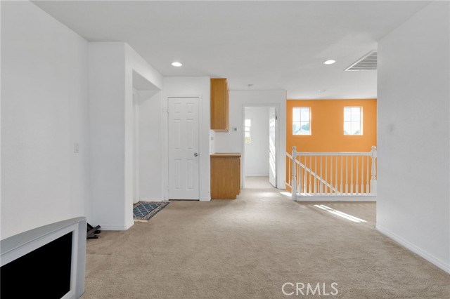 Detail Gallery Image 13 of 28 For 13816 Grant, Oak Hills,  CA 92344 - 4 Beds | 3 Baths