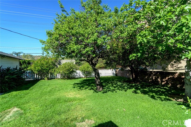 Detail Gallery Image 42 of 58 For 2111 N Verdugo, Glendale,  CA 91208 - 2 Beds | 2 Baths