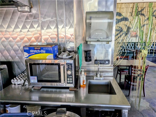  Commercial for Sale in Encino, California