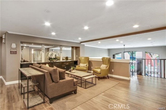838 Pine Avenue, Long Beach CA: https://media.crmls.org/medias/3d0775b6-0de4-4df7-a064-71faa907c746.jpg
