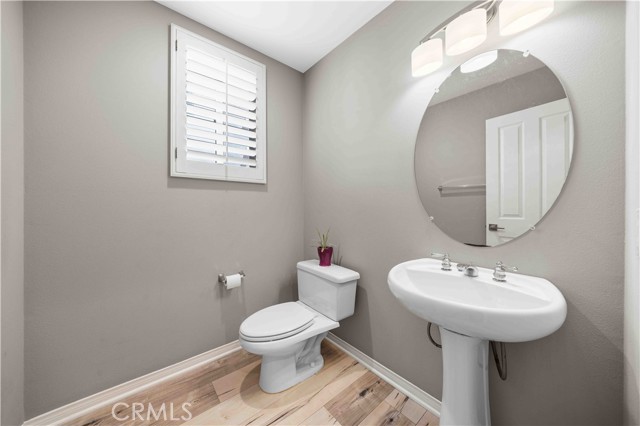 11 Asbury, Irvine CA: https://media.crmls.org/medias/3d07eaa2-6e6d-482c-afdc-dfec7a85dcd7.jpg