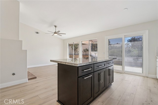 Detail Gallery Image 12 of 32 For 33097 Corte Ganso, Temecula,  CA 92592 - 3 Beds | 2 Baths