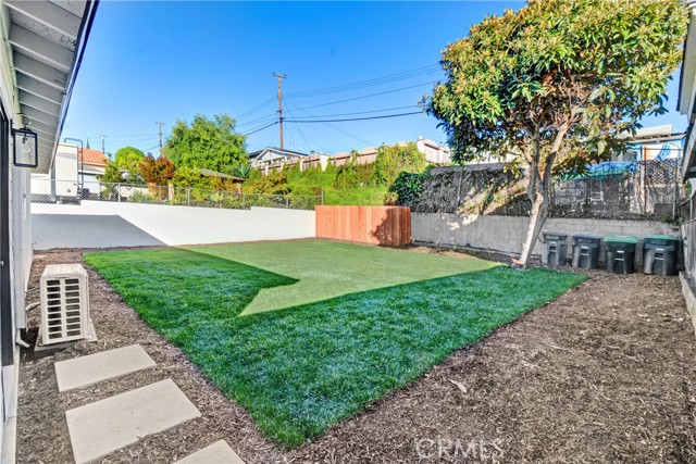 Detail Gallery Image 16 of 16 For 1070 La Casa, La Habra,  CA 90631 - 2 Beds | 1 Baths