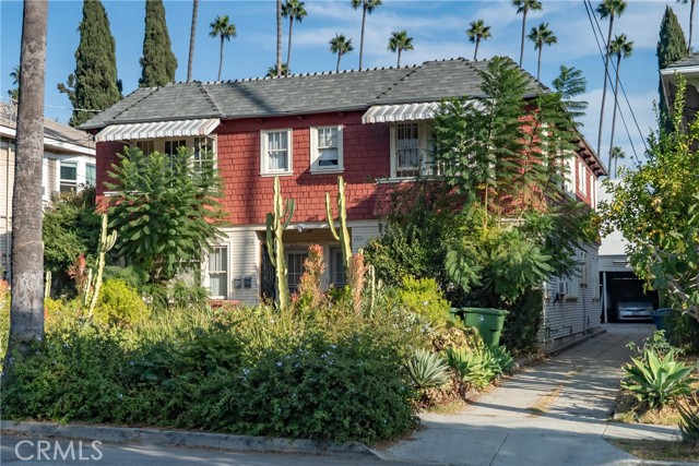 Detail Gallery Image 3 of 15 For 1834 N Van Ness Ave, Los Angeles,  CA 90028 - 4 Beds | 4 Baths