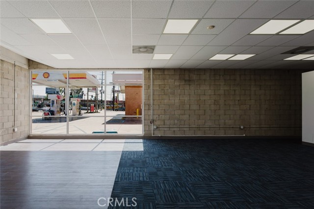  Commercial for Sale in Valley Village, California