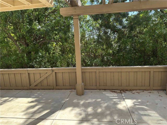 Image 21 of 27 For 516 Westchester