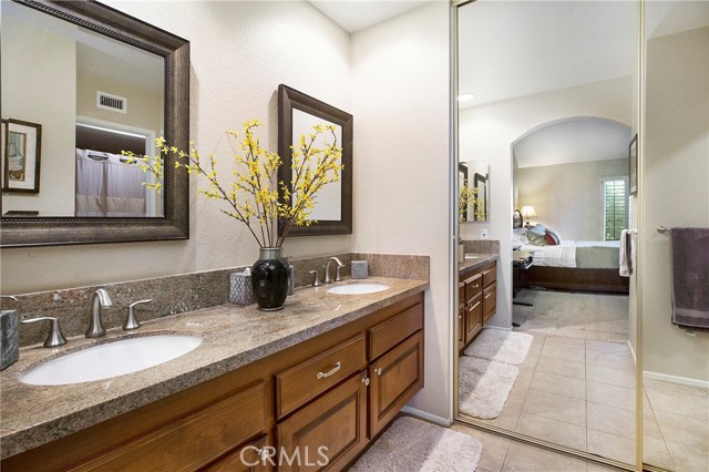 26685 Dulcinea, Mission Viejo CA: https://media.crmls.org/medias/3d097b6d-6eee-48cd-8b31-e3b160f9c936.jpg