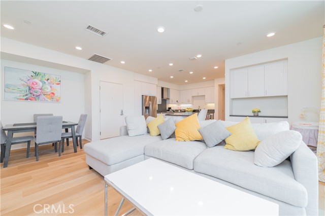 Detail Gallery Image 10 of 33 For 1524 Nolita, Irvine,  CA 92612 - 2 Beds | 2 Baths