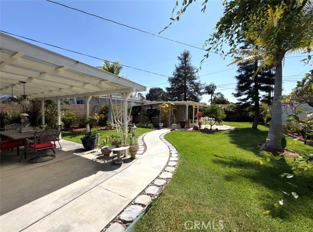 Image 2 of 15 For 5552 Vonnie