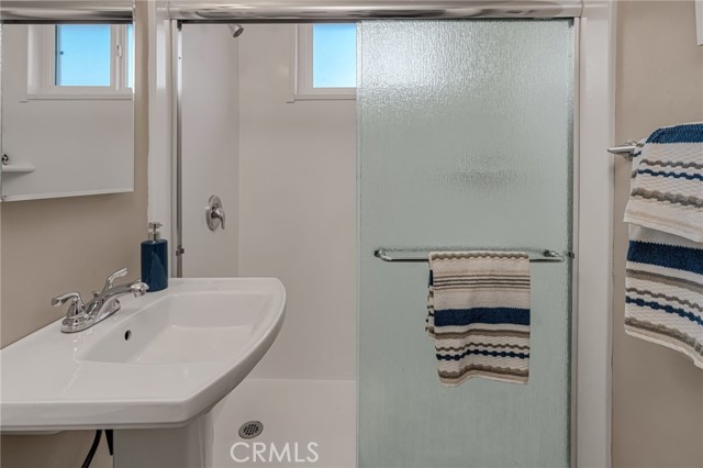 217 E 221st, Carson CA: https://media.crmls.org/medias/3d0aa1d8-b4ae-4c9f-bdca-7ff86e546e66.jpg