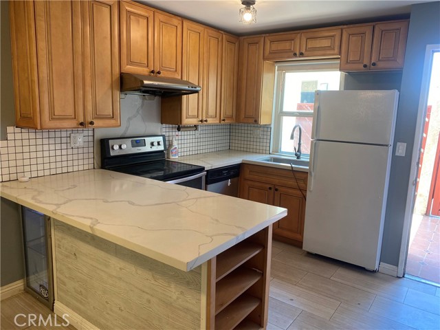 Detail Gallery Image 16 of 26 For 1725 Neil Armstrong St #103,  Montebello,  CA 90640 - 2 Beds | 2 Baths