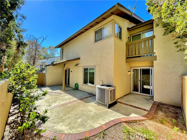 Detail Gallery Image 13 of 13 For 134 Clearbrook, Irvine,  CA 92614 - 2 Beds | 2 Baths