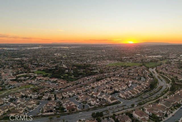 Detail Gallery Image 30 of 35 For 18150 Spyglass Hill, Yorba Linda,  CA 92886 - 4 Beds | 3 Baths