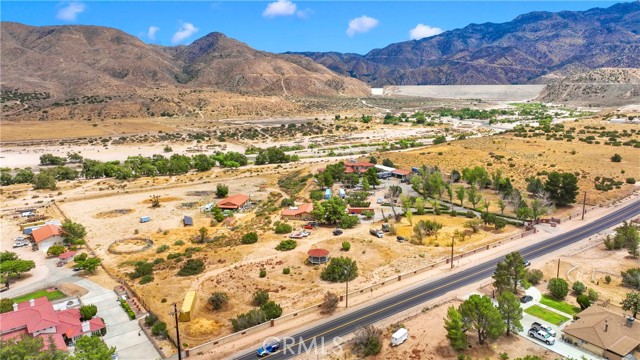 Detail Gallery Image 11 of 26 For 5843 Arrowhead Lake Rd, Hesperia,  CA 92345 - 7 Beds | 6 Baths