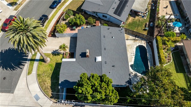 7901 Rhine Drive, Huntington Beach CA: https://media.crmls.org/medias/3d0ce5f4-3e08-4567-802d-5531dad4d60f.jpg