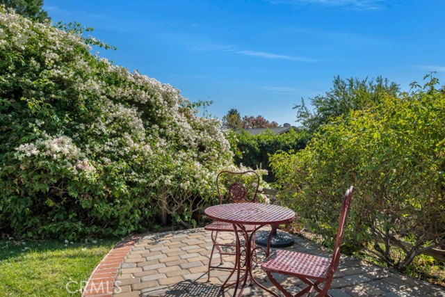 11583 Zelzah Avenue photo 38