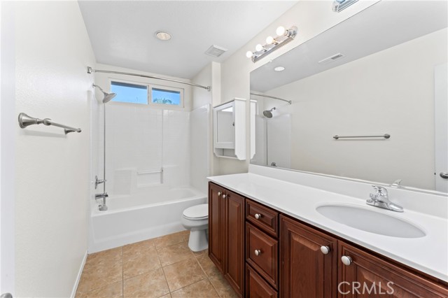 Detail Gallery Image 18 of 30 For 29263 Dakota Dr, Valencia,  CA 91354 - 3 Beds | 2/1 Baths