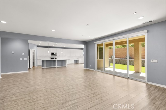 41719 Wayladn Court, Lancaster CA: https://media.crmls.org/medias/3d0f65ae-f697-494d-a9ea-0098f4ee8ab3.jpg