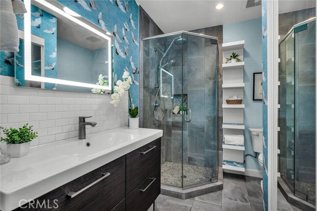 Detail Gallery Image 20 of 34 For 907 Diamond St, Redondo Beach,  CA 90277 - 4 Beds | 3 Baths