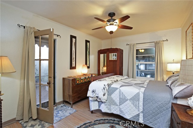 404 N Vinedo Avenue, Pasadena CA: https://media.crmls.org/medias/3d102eb7-7ffe-481e-b6ef-36c9831d7c08.jpg