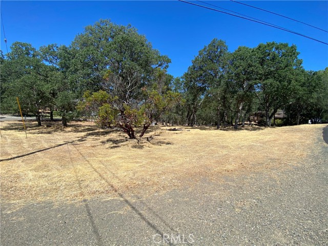 Detail Gallery Image 2 of 3 For 17902 Moon Hill Ct, Hidden Valley Lake,  CA 95467 - – Beds | – Baths