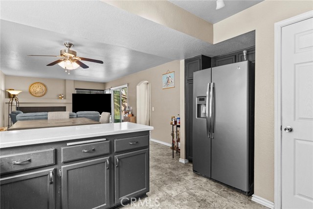 Detail Gallery Image 24 of 52 For 24510 Camino Mirabella, Murrieta,  CA 92562 - 3 Beds | 2/1 Baths