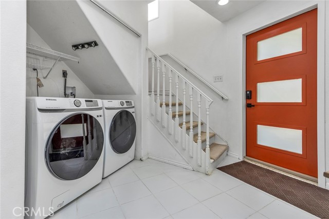 Detail Gallery Image 4 of 44 For 11101 Spanish Hills Dr, Corona,  CA 92883 - 3 Beds | 2 Baths