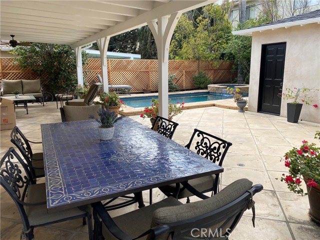 4125 Bakman Avenue, Studio City CA: https://media.crmls.org/medias/3d11e167-9987-41d6-b42c-fa53e02ab320.jpg