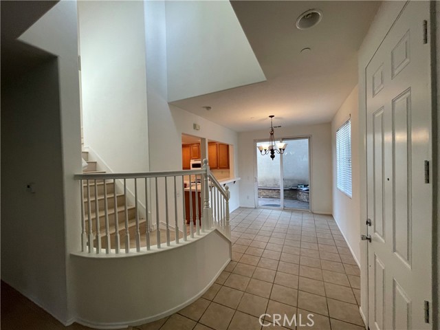 Detail Gallery Image 8 of 24 For 3278 Laval Ln, Riverside,  CA 92503 - 3 Beds | 2/1 Baths