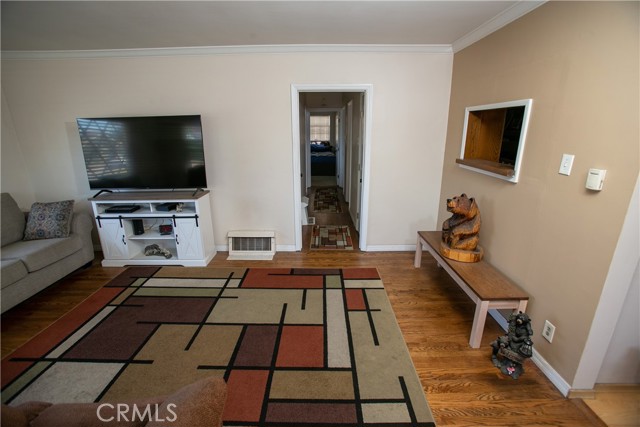 Detail Gallery Image 11 of 58 For 16802 Virginia Ave, Bellflower,  CA 90706 - 4 Beds | 1/1 Baths