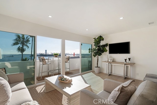 Detail Gallery Image 10 of 62 For 1200 E Ocean #52,  Long Beach,  CA 90802 - 2 Beds | 2 Baths