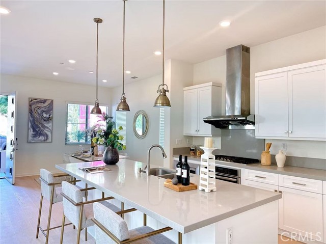 Detail Gallery Image 6 of 6 For 112 Stellar, Irvine,  CA 92618 - 3 Beds | 3/1 Baths