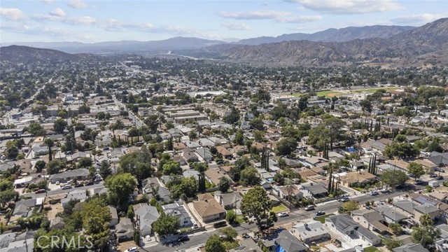 10341 Mcclemont Avenue, Tujunga CA: https://media.crmls.org/medias/3d1378ef-8956-4587-89d3-0f4f2f4b1eec.jpg