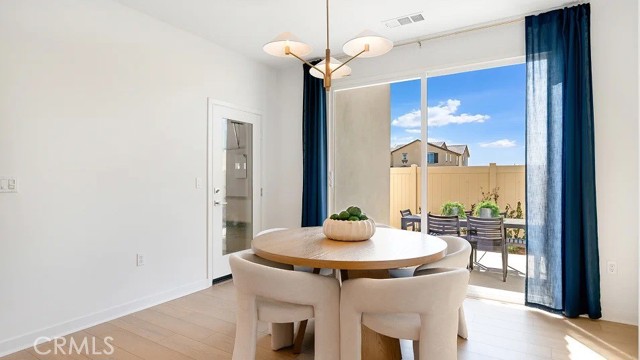 Detail Gallery Image 6 of 27 For 1754 Eagle Rd, Rialto,  CA 92376 - 3 Beds | 2/1 Baths