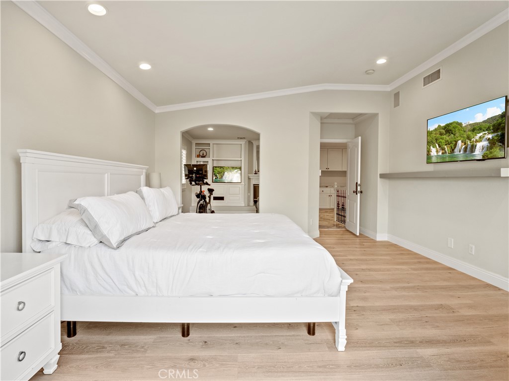 MLS #SR25253604 image #23