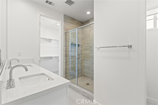Detail Gallery Image 13 of 26 For 75330 Buckley Dr, Palm Desert,  CA 92211 - 4 Beds | 2/1 Baths
