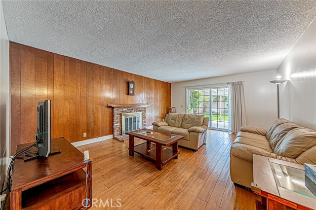 Detail Gallery Image 26 of 44 For 559 Traverse, Costa Mesa,  CA 92626 - 3 Beds | 2 Baths