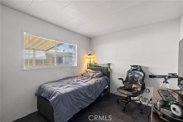 Detail Gallery Image 10 of 23 For 308 Nita Ln, Bakersfield,  CA 93308 - 2 Beds | 2 Baths