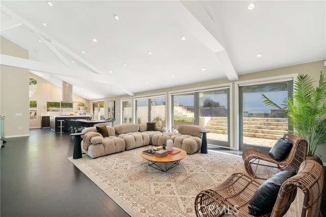 Image 21 of 68 For 9653 Oak Pass Rd