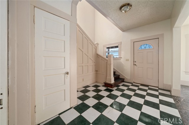 Detail Gallery Image 5 of 31 For 9239 Mines Ave, Pico Rivera,  CA 90660 - 3 Beds | 1 Baths