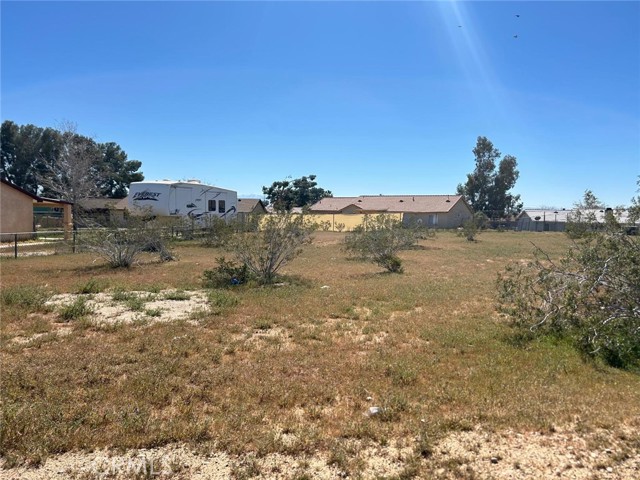 Detail Gallery Image 9 of 19 For 14998 Avon Ct, Victorville,  CA 92394 - – Beds | – Baths