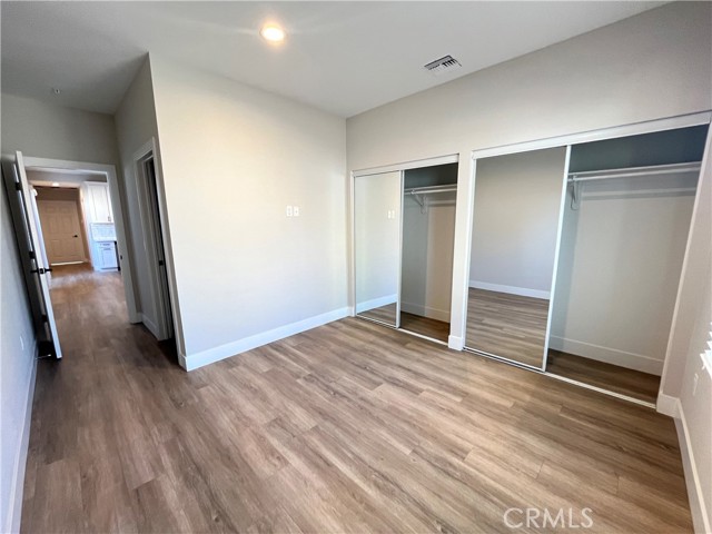 Detail Gallery Image 7 of 14 For 8412 Burnet Ave, North Hills,  CA 91343 - 2 Beds | 2 Baths