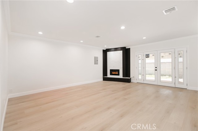 10915 Whitaker Avenue, Granada Hills CA: https://media.crmls.org/medias/3d1c3d21-1f62-404c-9e28-1d2b4ce34a3e.jpg