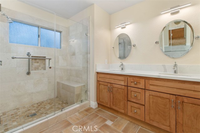 12 Haverhill Road, Laguna Niguel CA: https://media.crmls.org/medias/3d1c7cf6-e6f5-47b1-a79d-a7e1e38d0ef8.jpg