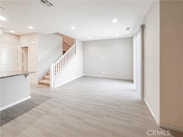 Detail Gallery Image 3 of 20 For 44059 Calle Luz, Temecula,  CA 92592 - 3 Beds | 2/1 Baths