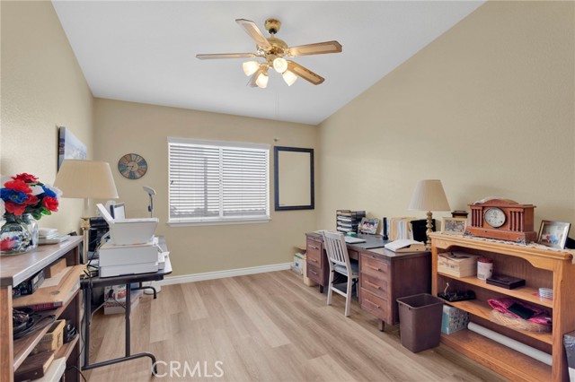 Detail Gallery Image 17 of 38 For 13032 Rainwood Ct, Victorville,  CA 92395 - 2 Beds | 2 Baths