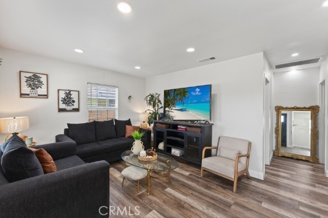 Detail Gallery Image 5 of 55 For 1513 W 215th St, Torrance,  CA 90501 - – Beds | – Baths